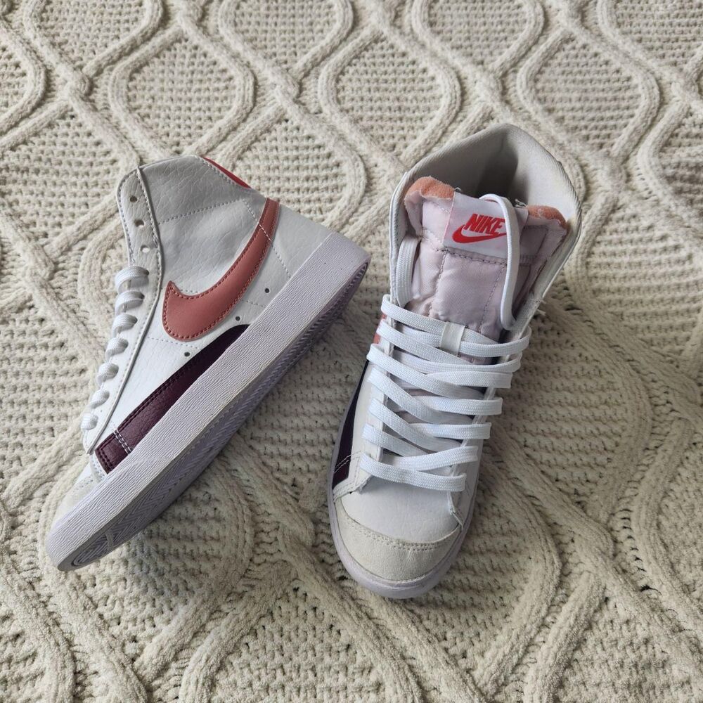 Nike Blazer Mid '77 Next Nature Tennis Shoes Size 6- White Red Pink